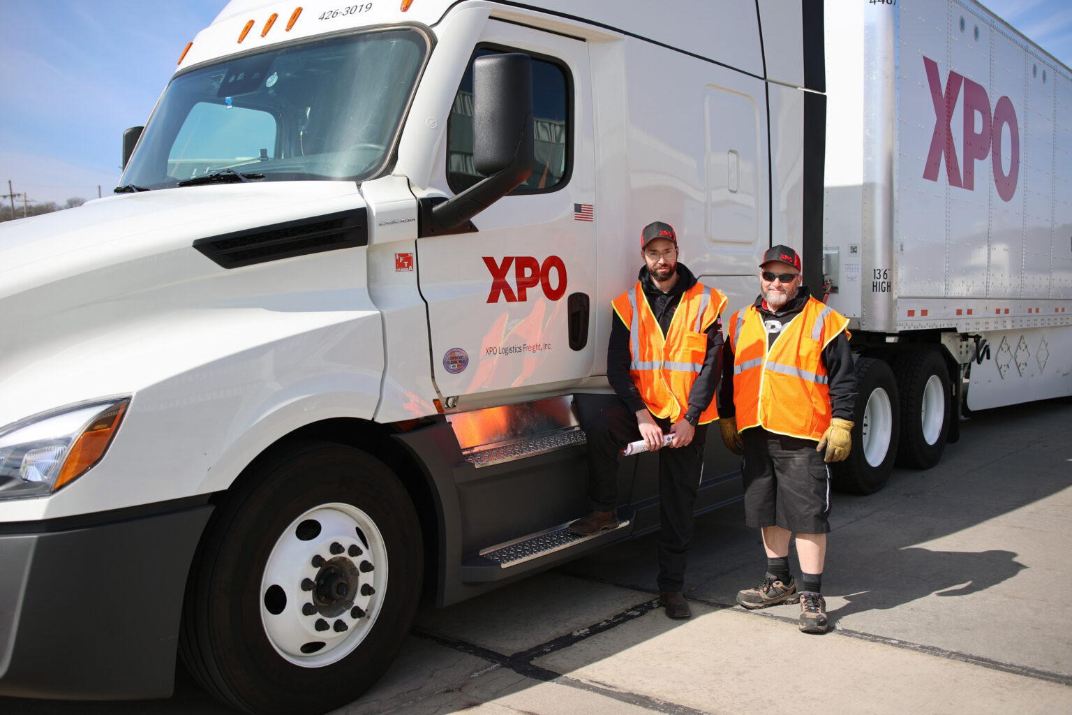 XPO Hiring CDLA Team Drivers